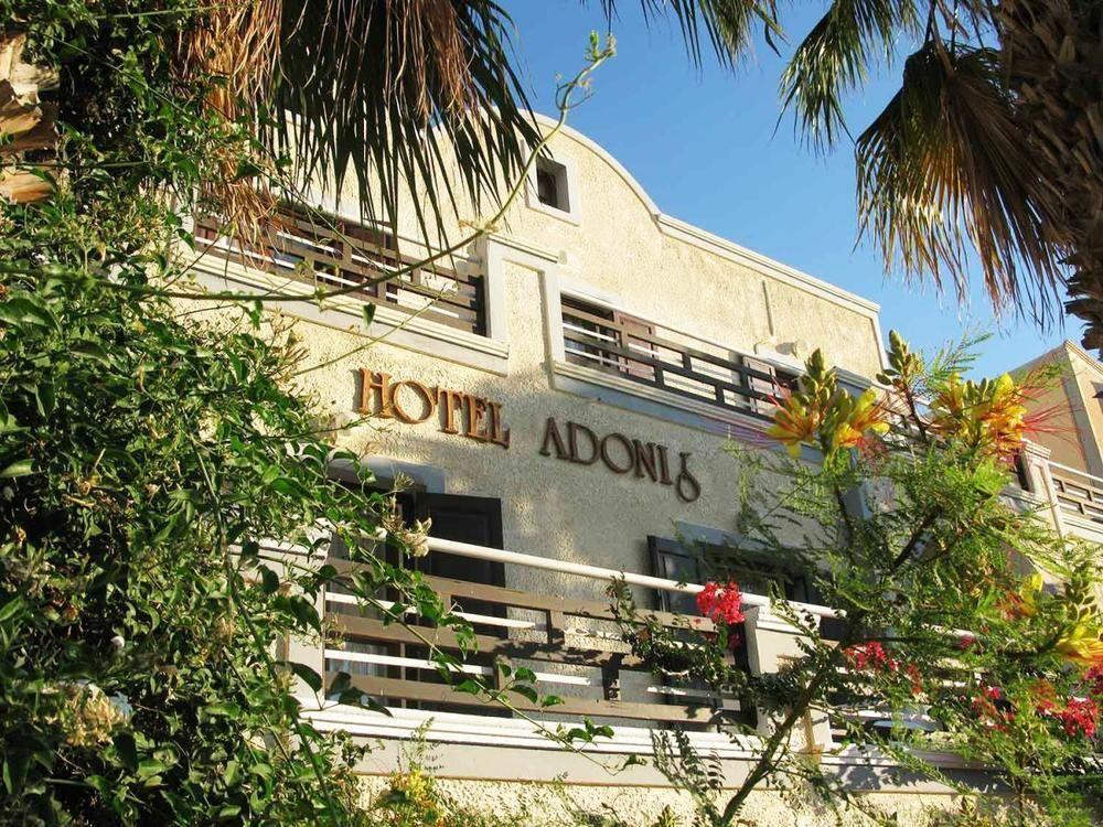 Hotel Adonis (Adults Only) Kamári Exteriér fotografie